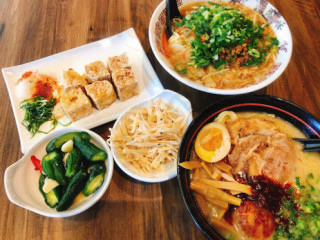 Shān Yǒu Lā Miàn Shān Xíng Gé