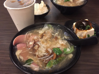 Shì Chuán Yóu Yú Gēng Cǎo Tún Zǒng Diàn