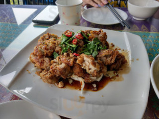 Xiǎo Yún Nán Cān Tīng