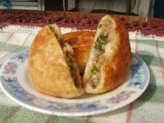 Yī Kǒu Xiāng Xiàn Bǐng