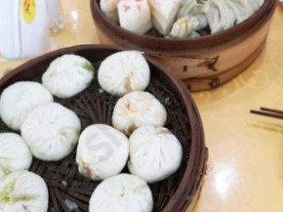 Fù Chūn Chá Shè