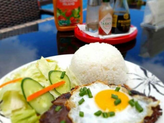 Riptide Beach Grill