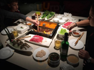 Běi Jīng Hǎi Dǐ Lāo Huǒ Guō Mǔ Dān Yuán Diàn