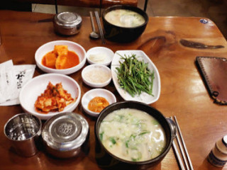 밀양돼지국밥