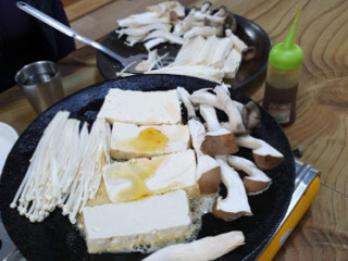 콩마을두부집