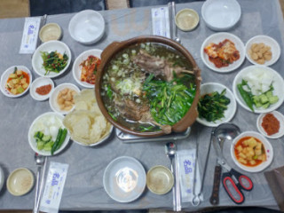 짬짜우