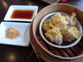 วราภรณ์ ซาลาเปา