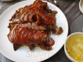 돈 돈족발보쌈
