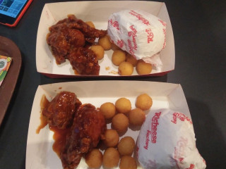 Richeese Factory Aria Putra