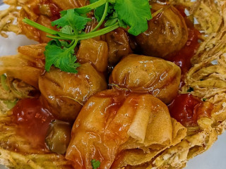 Lianhua Vegetarian