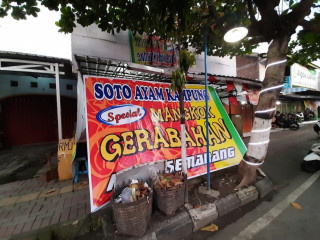 Soto Gerabah Ayam Kampung
