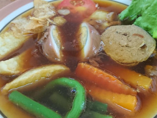 Warung Makan Putra Dhenok