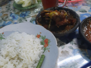 Lalapan Lampu Merah