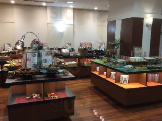 レストラン ロータス