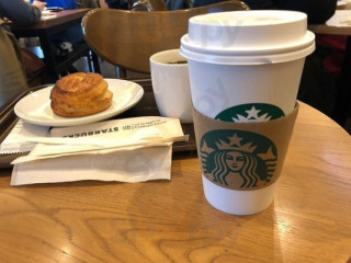スターバックスコーヒー Hé Gē Shān Zhāo Hé Tōng り Diàn