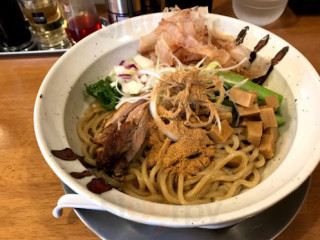 イニミニマニモ