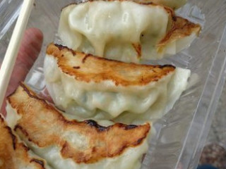 Jiǎo Zi Zhuān Mén さかい Shí Pǐn Sān ノ Lún Diàn