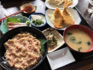 Nǚ Liáng Shí Táng