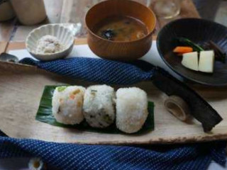 Qún Yán Táng Běn Diàn カフェ