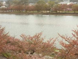 Bā Guāng Guǎn