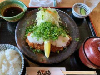 カツ Zhèn