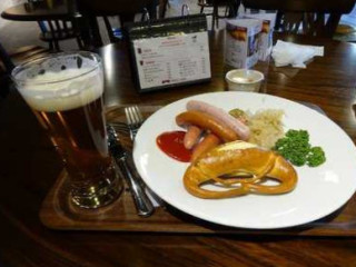 カフェ・ブリック