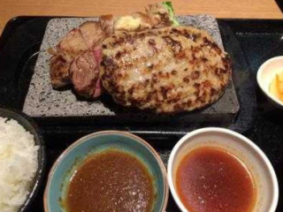 Shí Shāo ステーキ Zhuì Shí Chuān Bái Shān Diàn