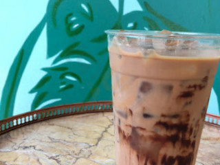 Castaways Vintage Cafe