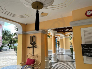 French Co. At Jw Marriott Phu Quoc