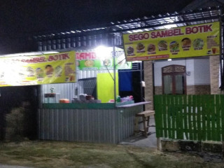 Sego Sambel Botik