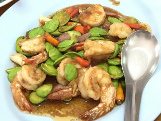 ร้านชานเมือง