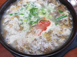 일번지순대국