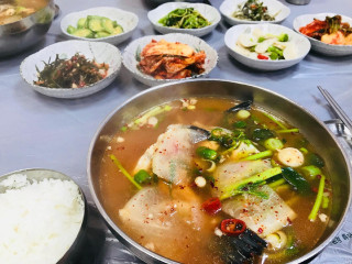Hansan Seom Sikdang