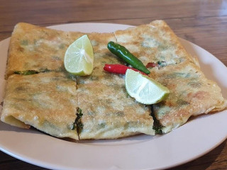 مطعم ابو سارة للمأكولات العربية Makanan Arab Pattani