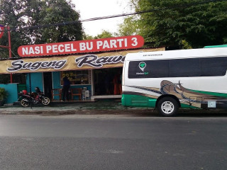 Nasi Pecel Bu Parti 3 Magetan