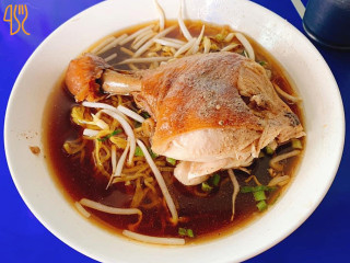 ต้นโภชนา By เตี๋ยวไก่