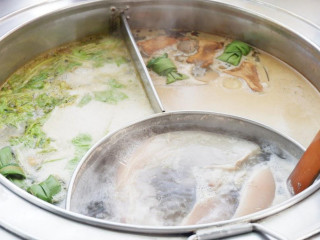 ร้านเอเชียบะหมี่เกี๊ยว
